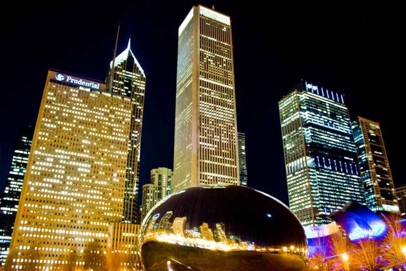 reflect on the city - the bean - chicago.jpg
